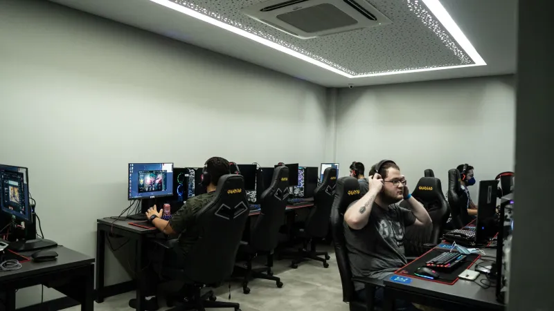 Behind the Curtain: The Fierce Technology Battle Shaping Which Slot Games You Actually Play